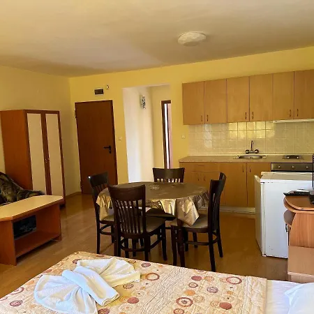 Apartman Bravo 1 Morenia *