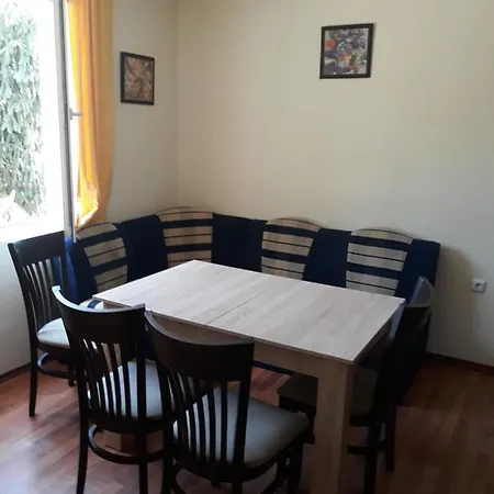 Apartment Bravo 1 Morenia