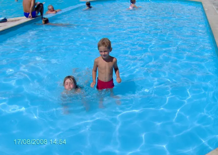 Bravo 1 Morenia * サニービーチ