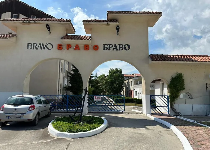 Bravo 1 Morenia アパート *